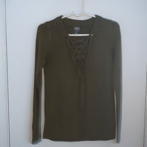 green soho new york and company jeans sweater